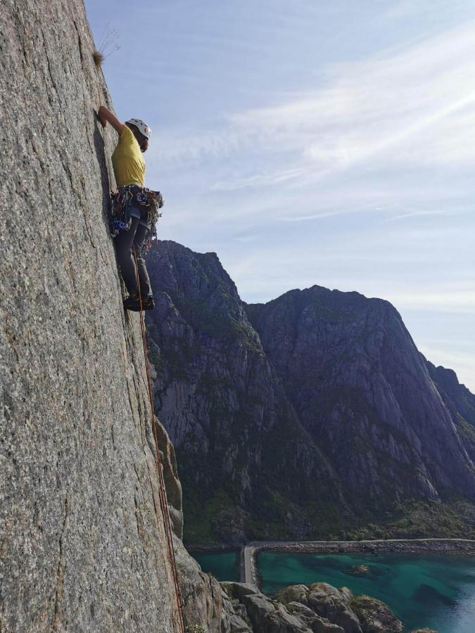 Cozy Cabin In Central Lofoten With Beautiful Ocean View Brenna Exterior foto